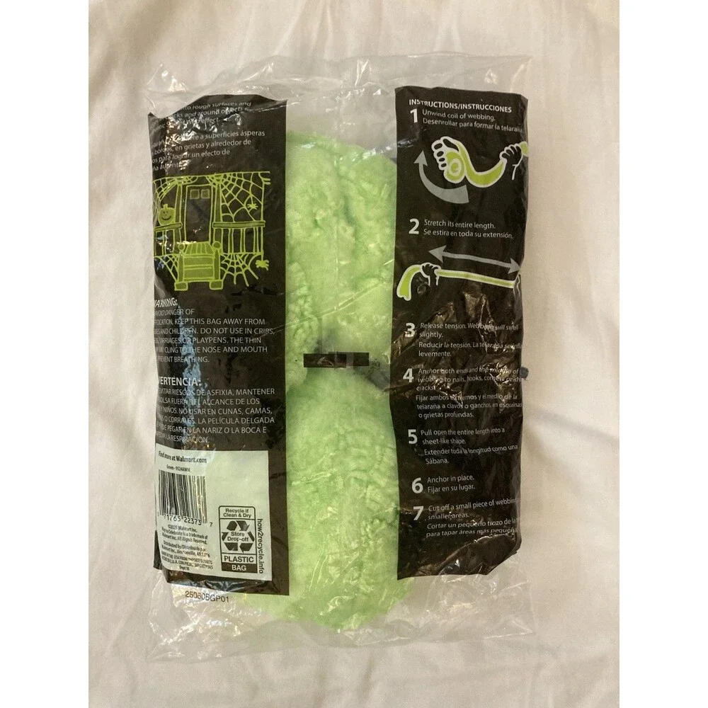 Halloween Super Stretch Spider-Web Blacklight Glow | Stretches To 13 Ft Long